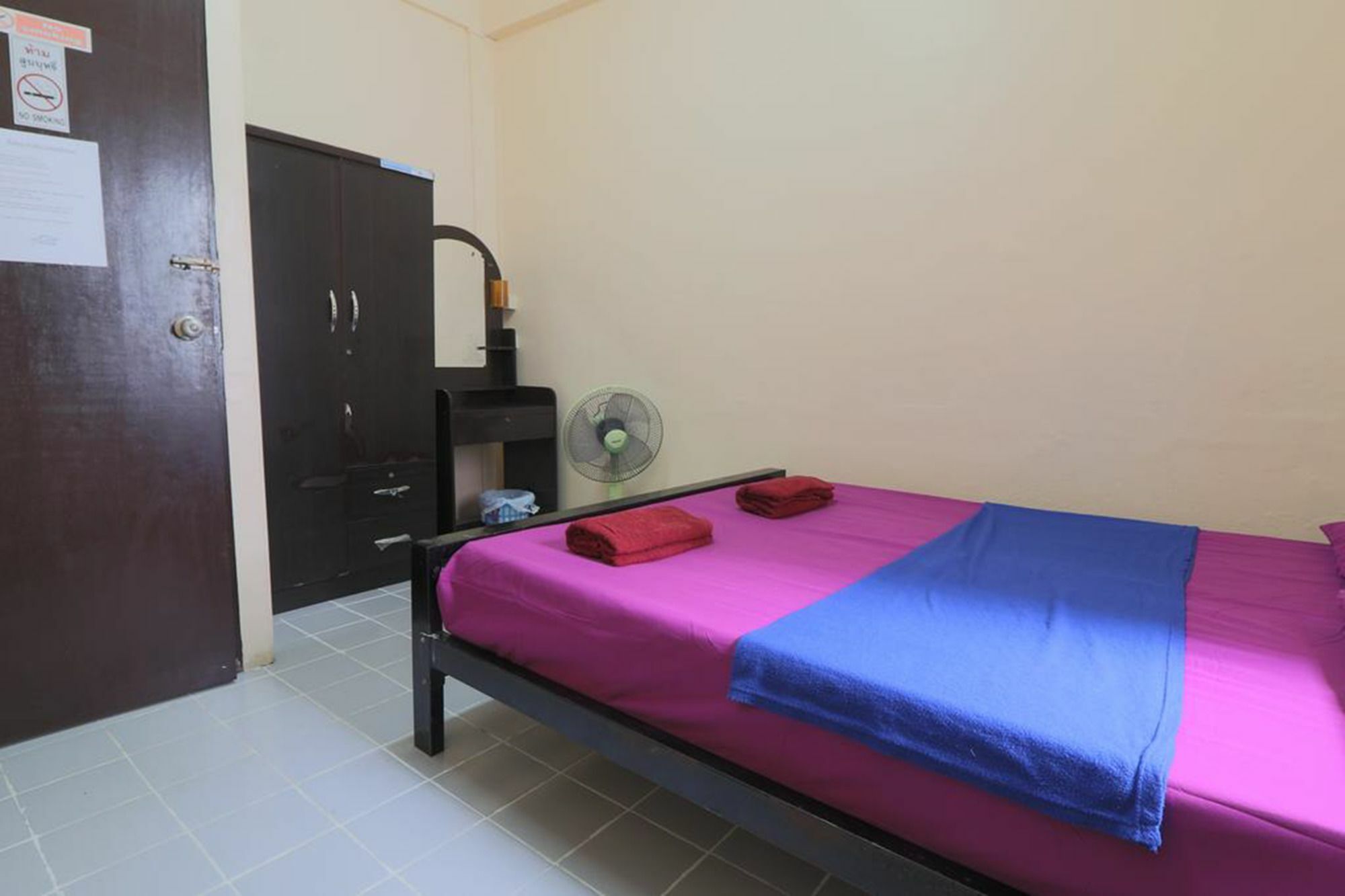 Yaya Guesthouse بانكوك المظهر الخارجي الصورة