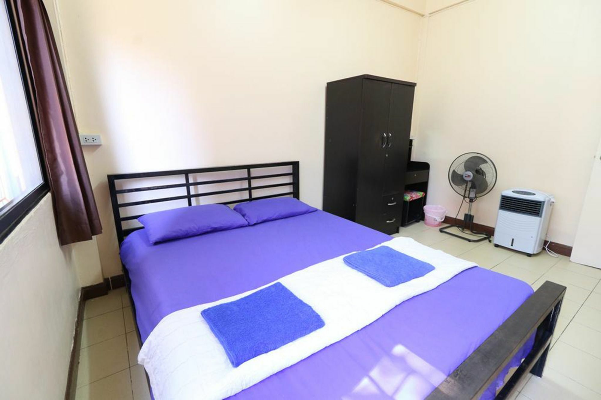 Yaya Guesthouse بانكوك المظهر الخارجي الصورة